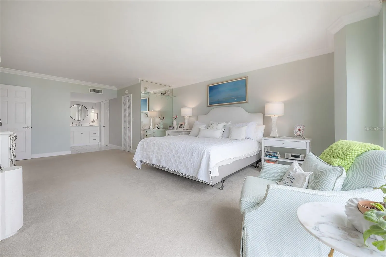 5020 BAYSHORE BLVD #702, #702