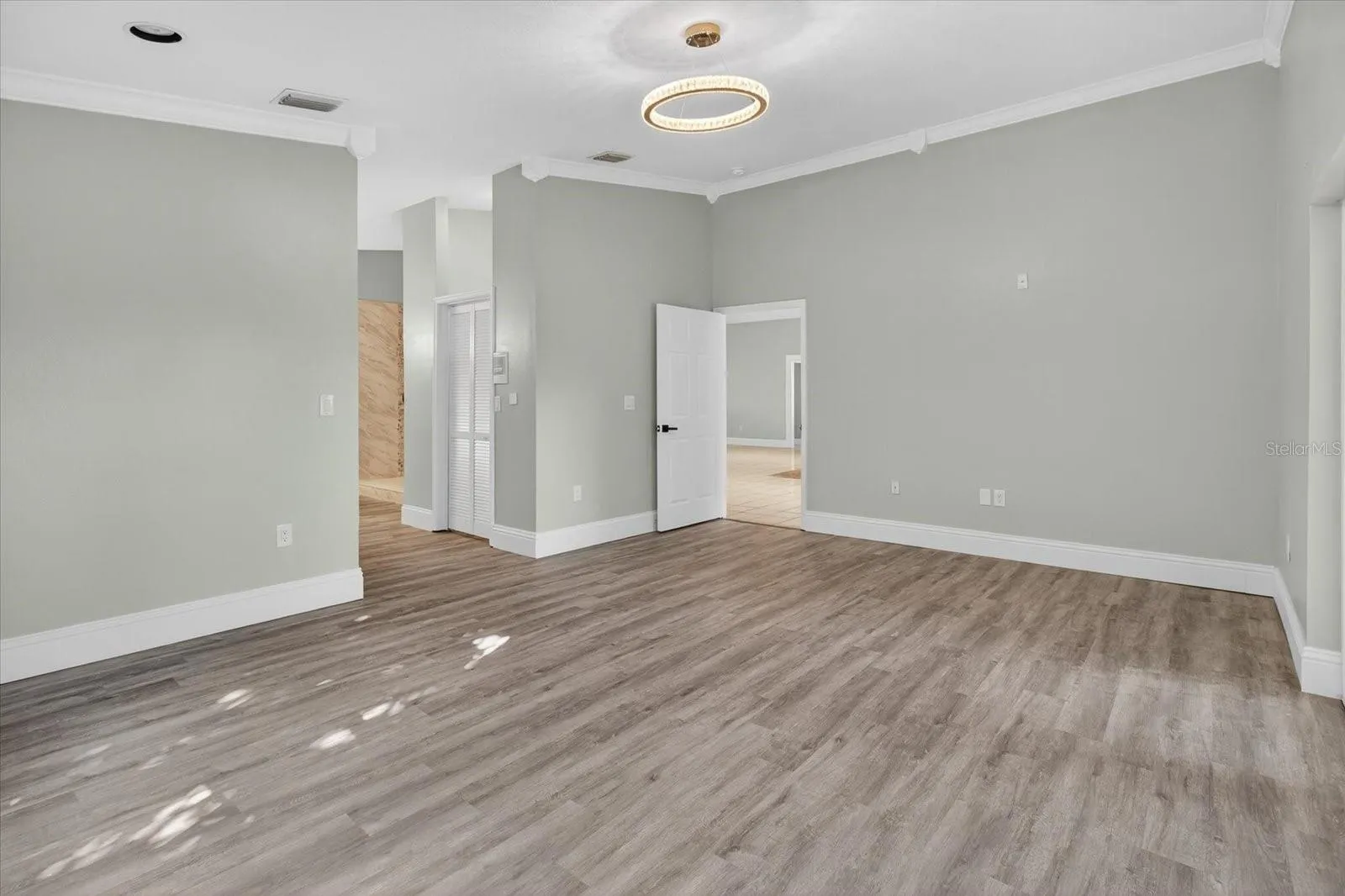 3238 CULLENDALE DR