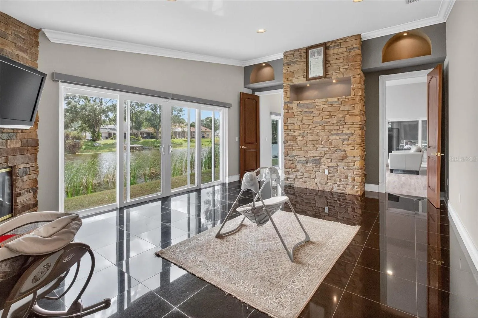 3238 CULLENDALE DR