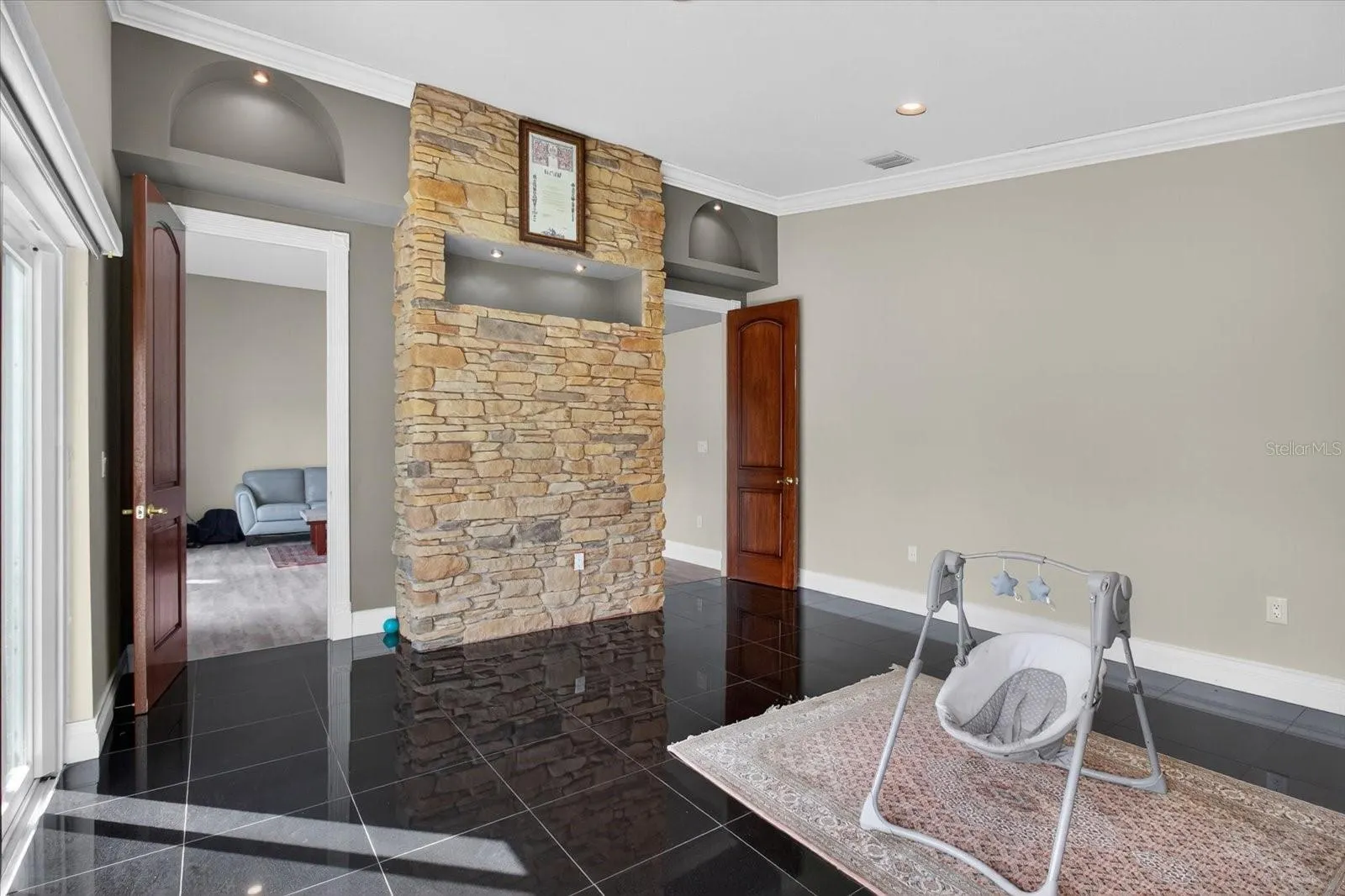 3238 CULLENDALE DR