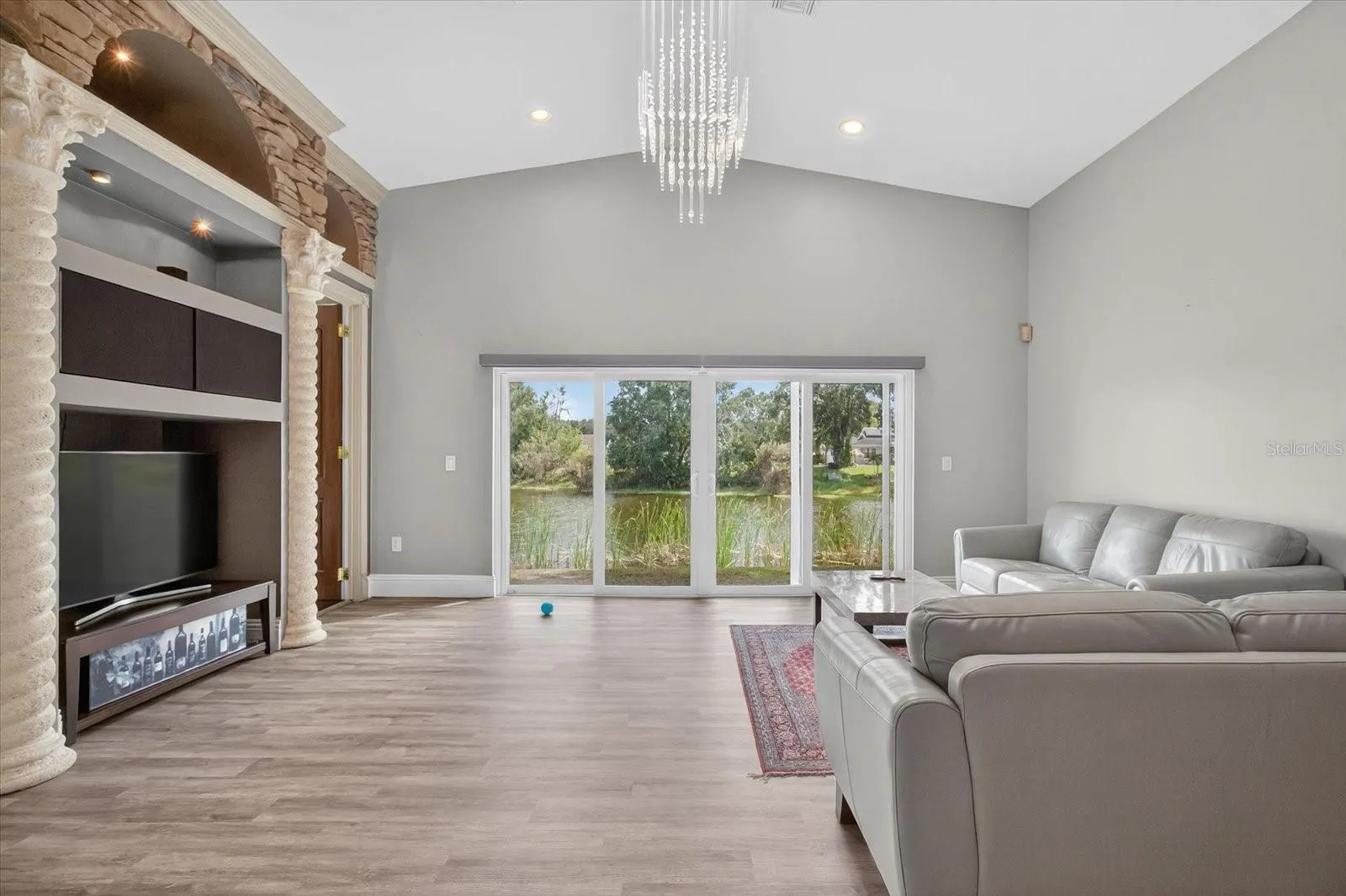 3238 CULLENDALE DR