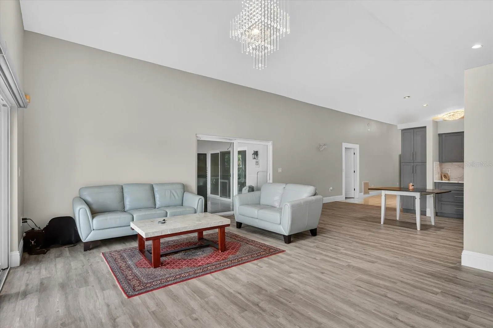 3238 CULLENDALE DR