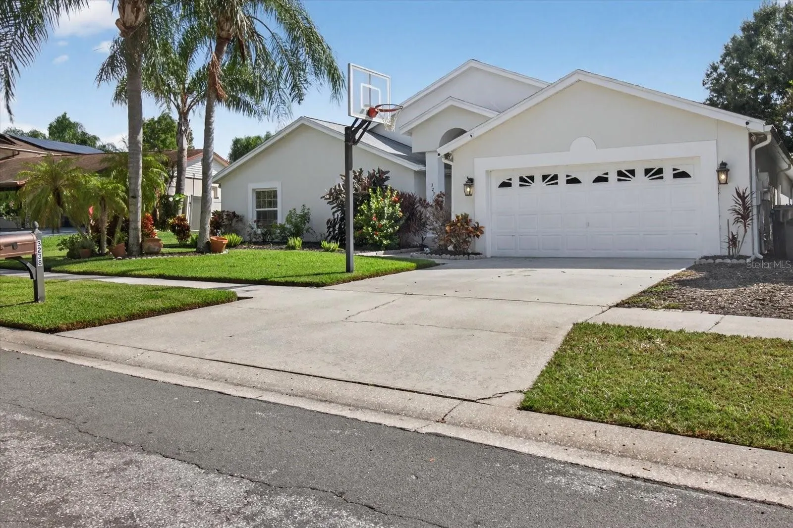 3238 CULLENDALE DR