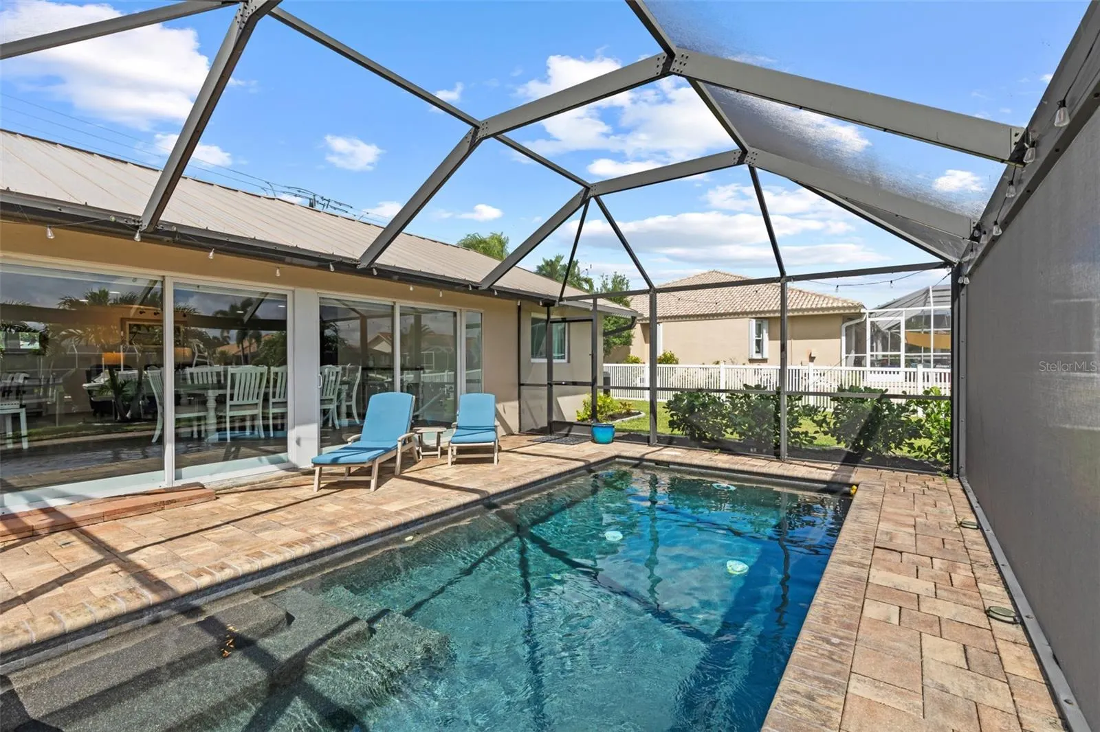 380 CORONADO DR