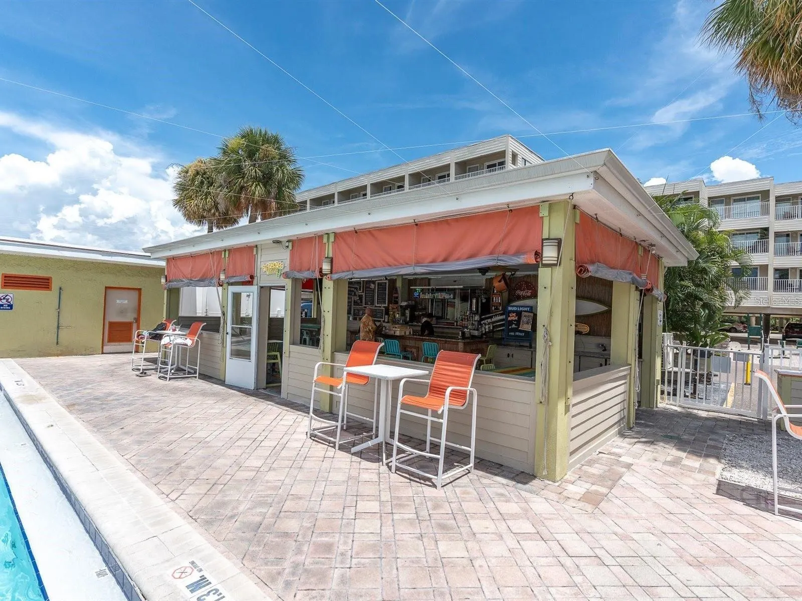 2506 N ROCKY POINT DR #237, #237