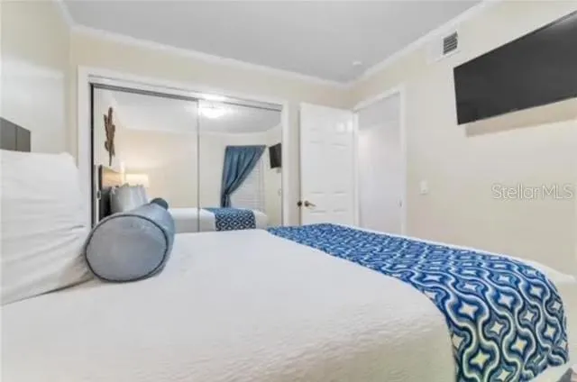 2506 N ROCKY POINT DR #237, #237