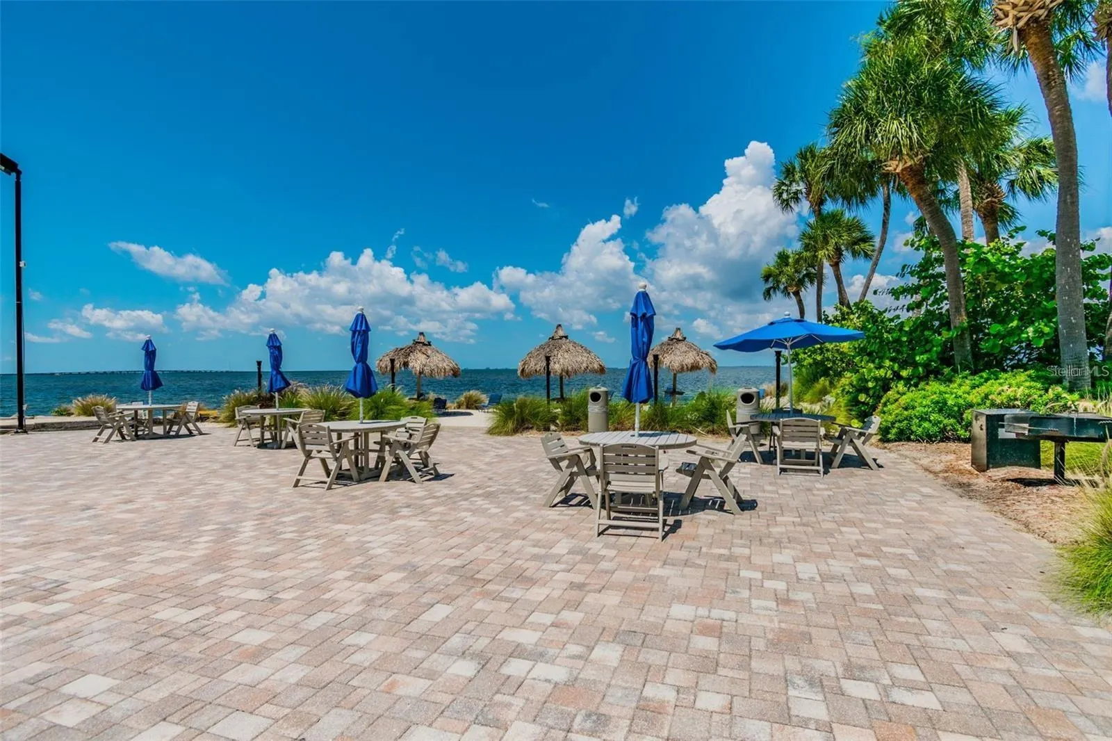 2506 N ROCKY POINT DR #237, #237