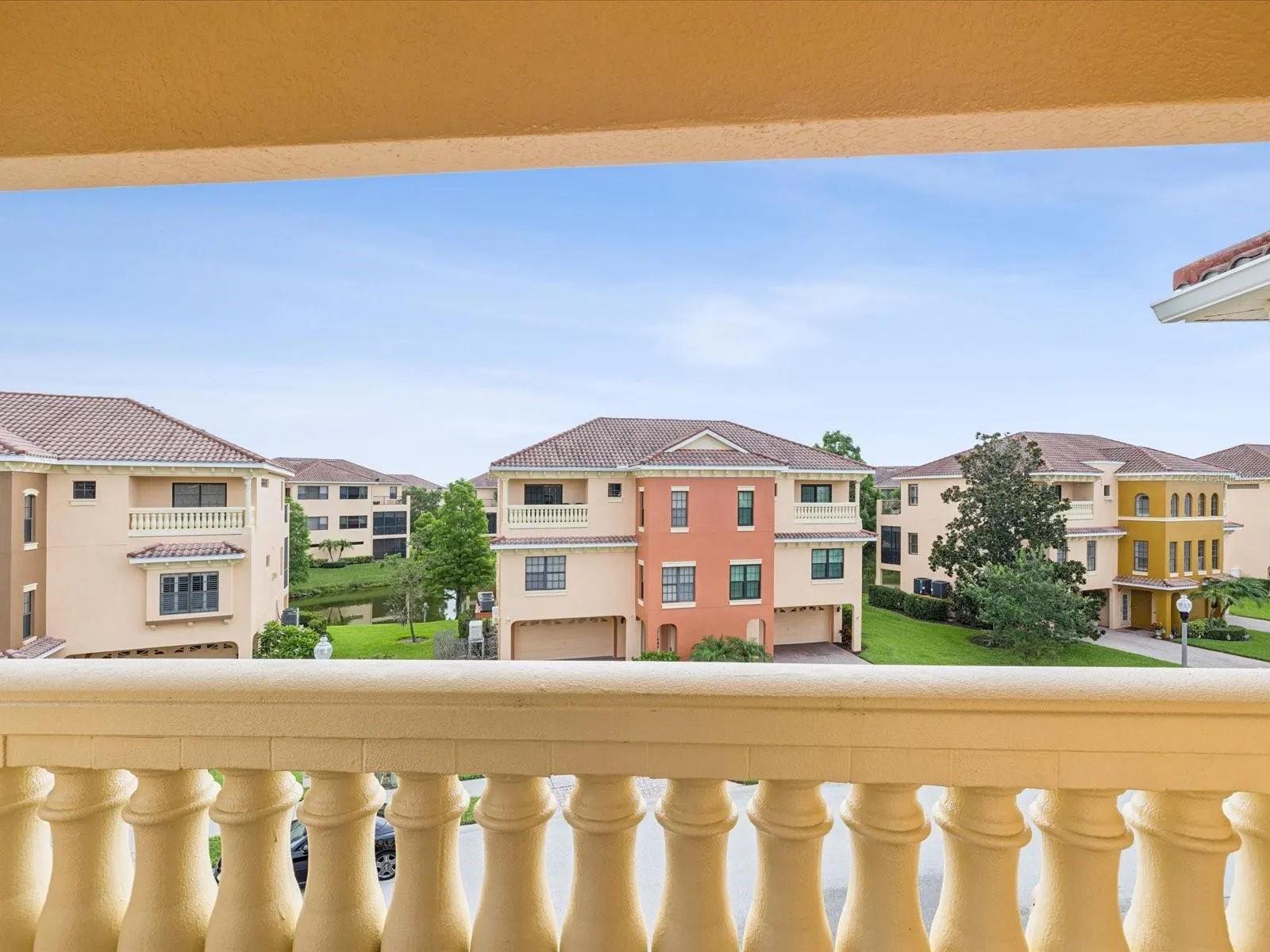 1532 CITRINE TRL