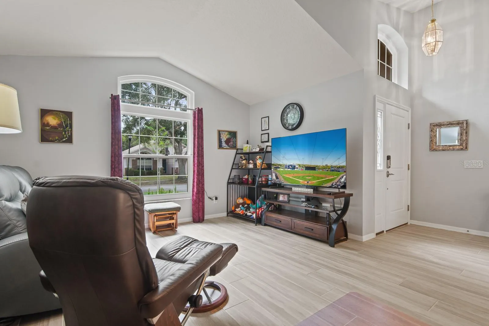 7126 COLONY POINTE DR