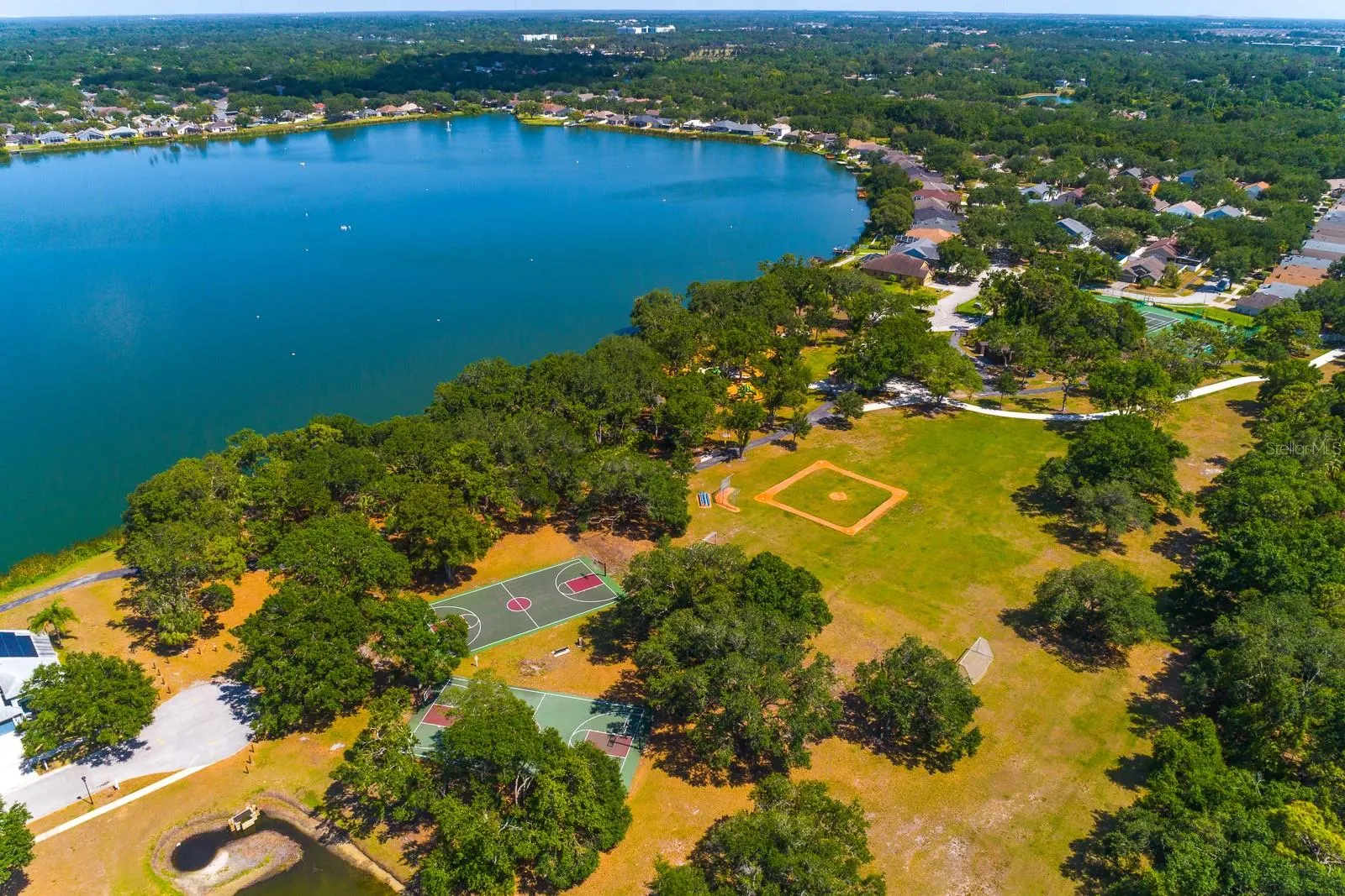 7126 COLONY POINTE DR
