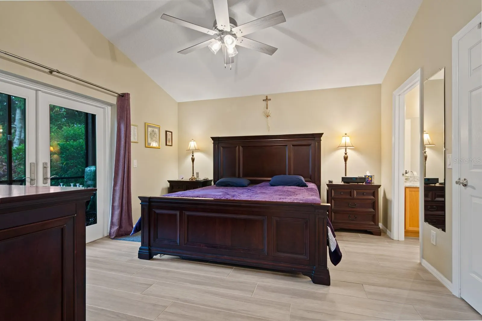7126 COLONY POINTE DR