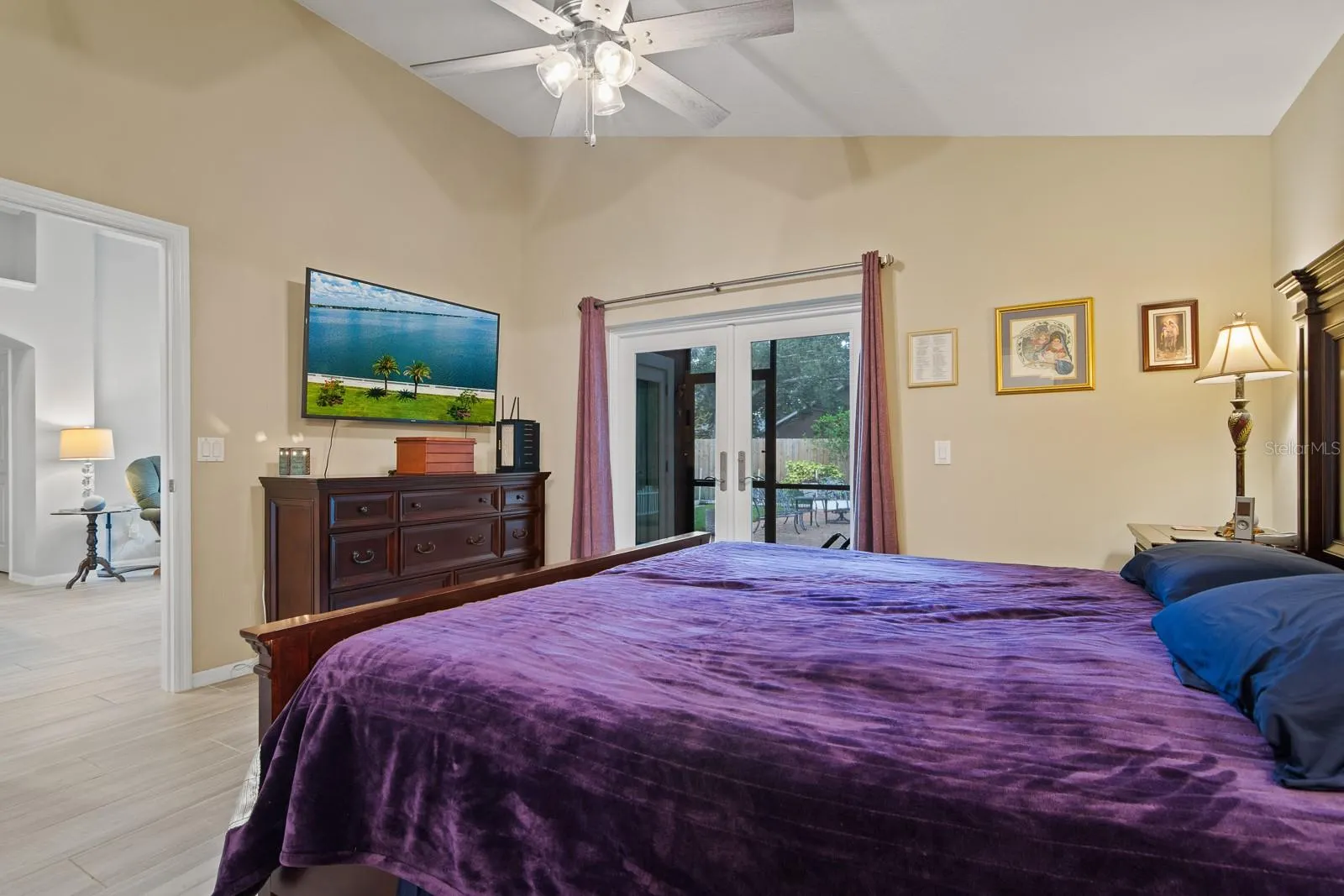 7126 COLONY POINTE DR