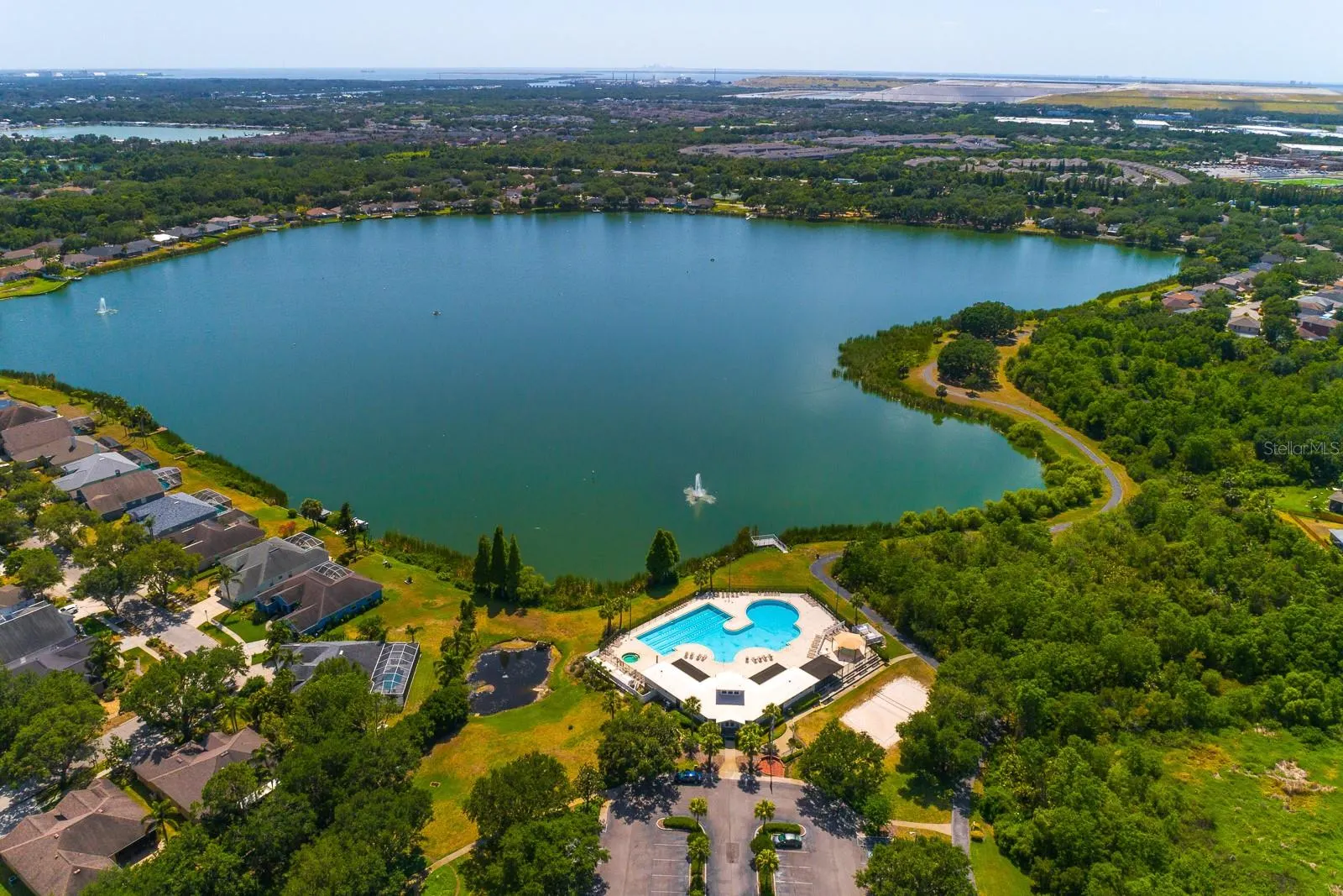 7126 COLONY POINTE DR