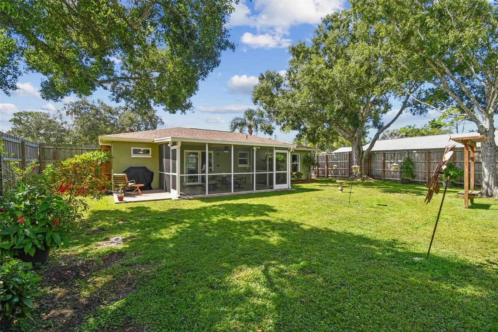 7217 RANGI DR
