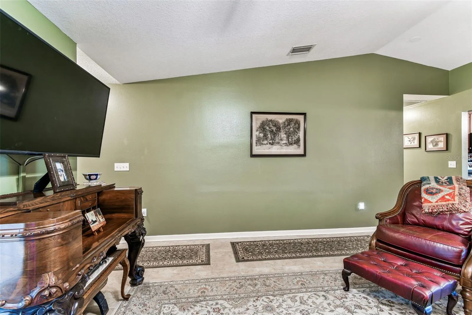 7217 RANGI DR