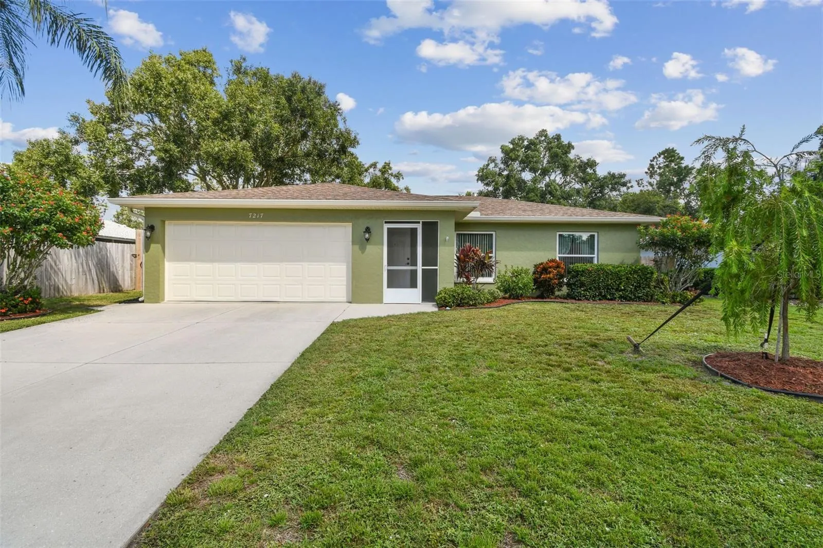 7217 RANGI DR