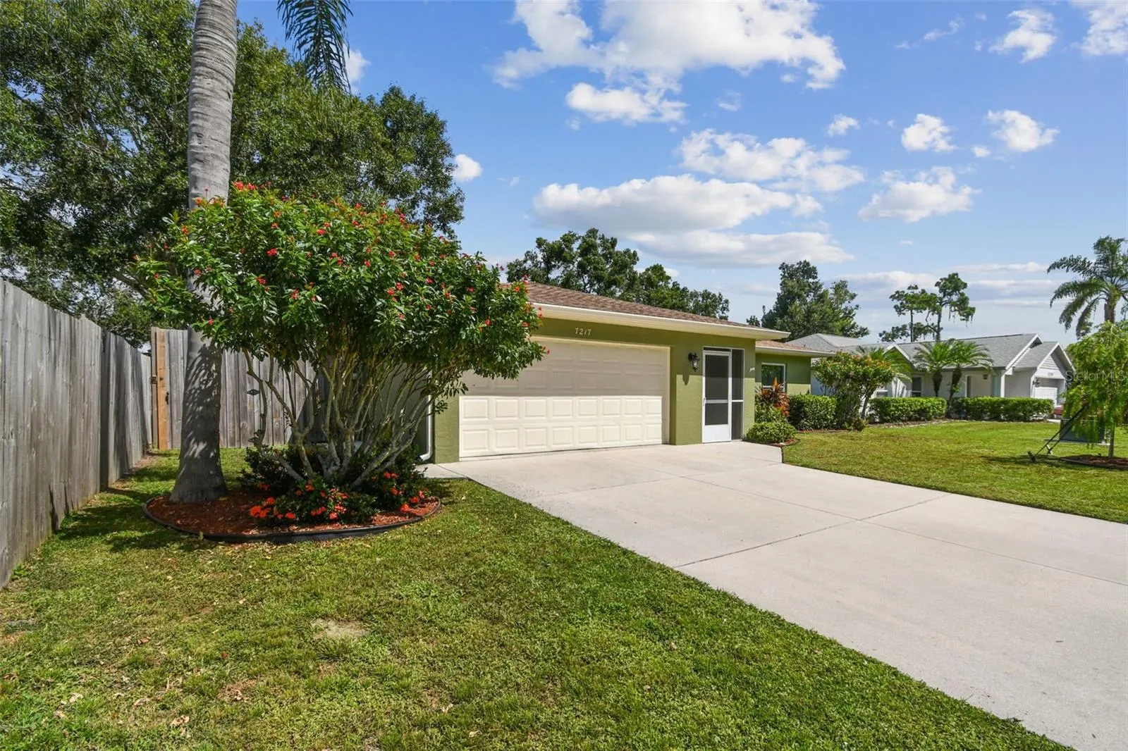 7217 RANGI DR