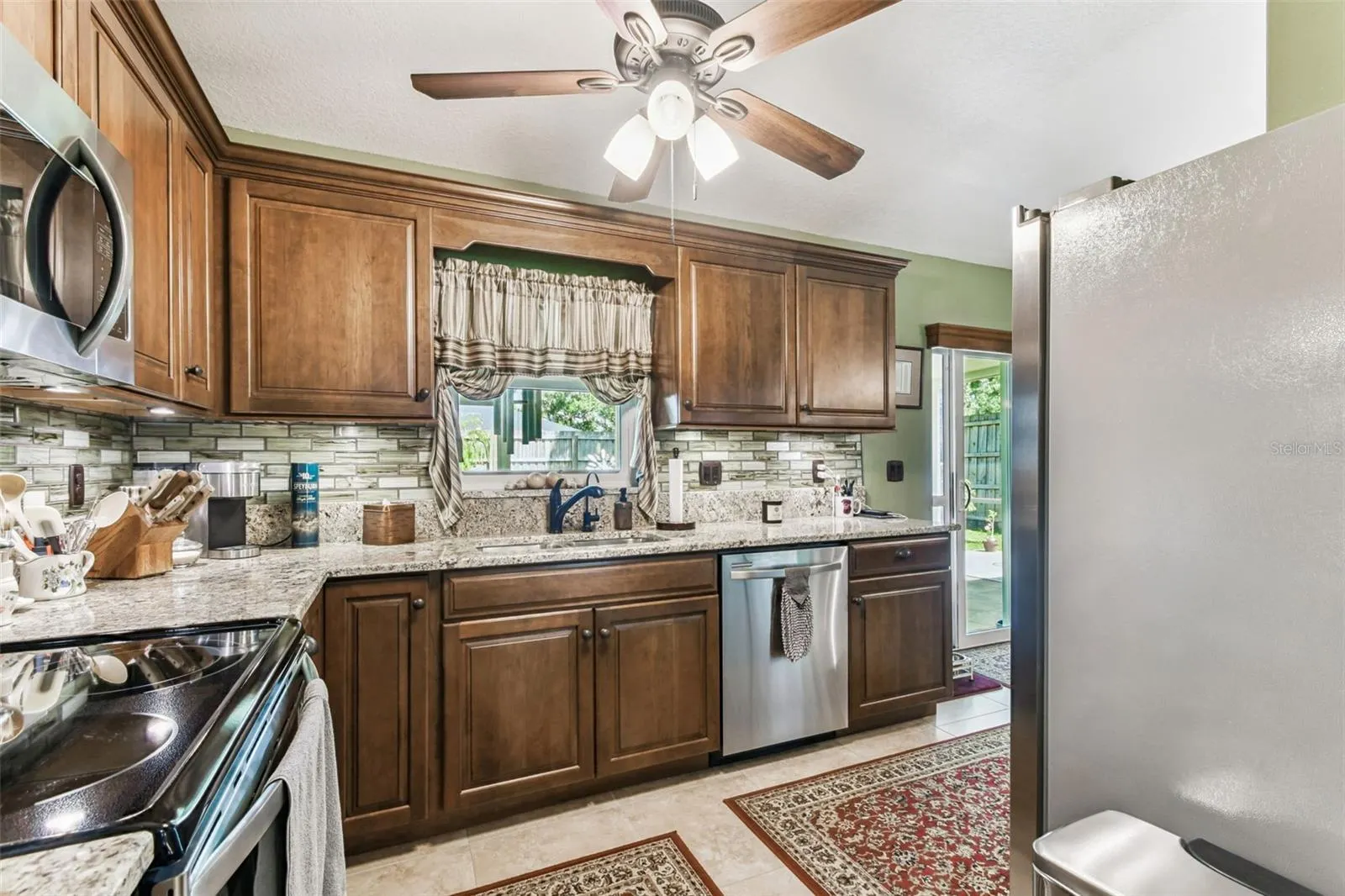 7217 RANGI DR