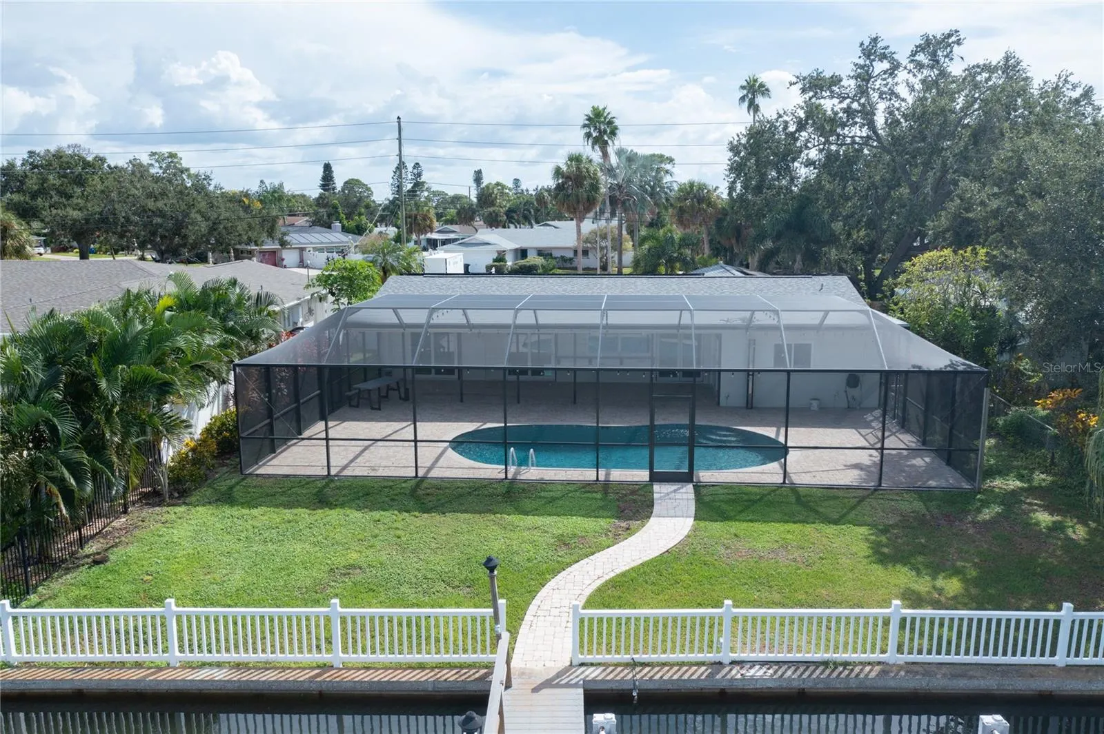 5119 VENETIAN BLVD NE
