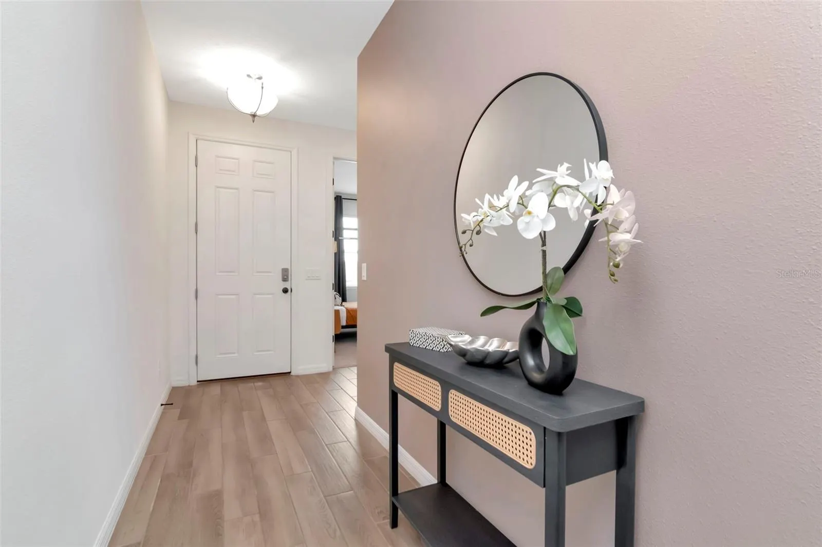2260 DERWENT DR