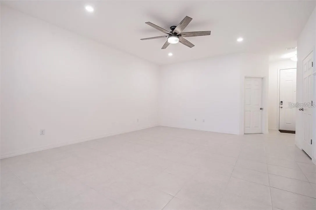 14086 KITE LN