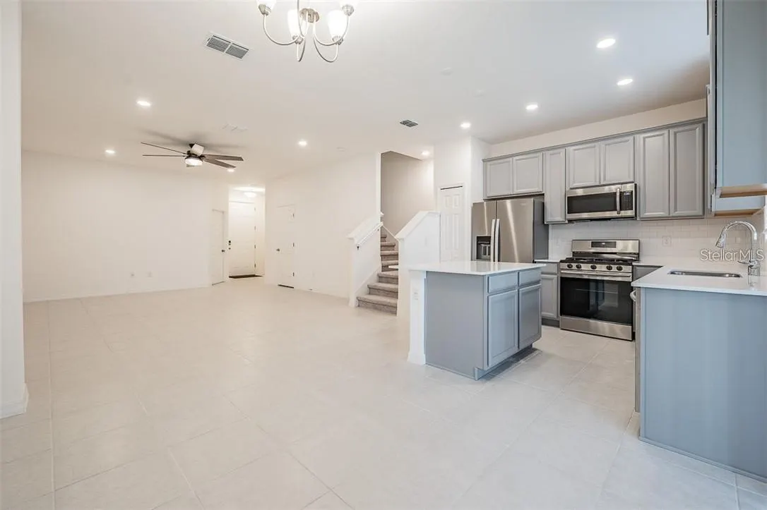14086 KITE LN