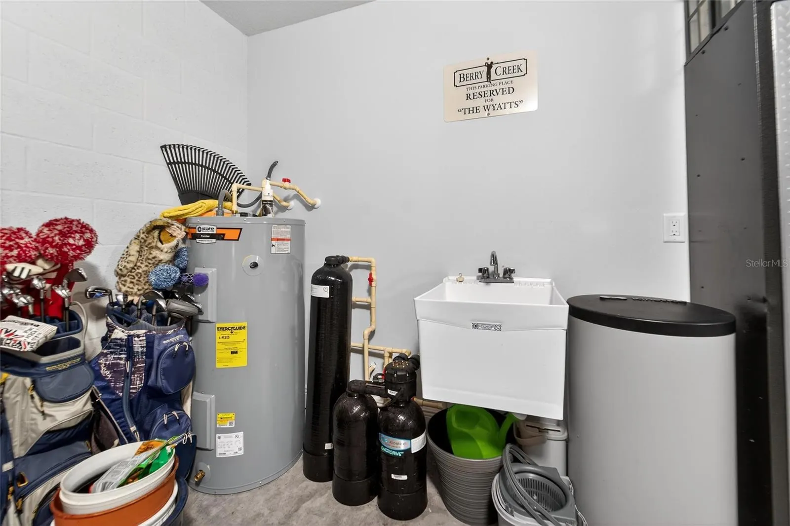 3811 SALIDA DELSOL DR