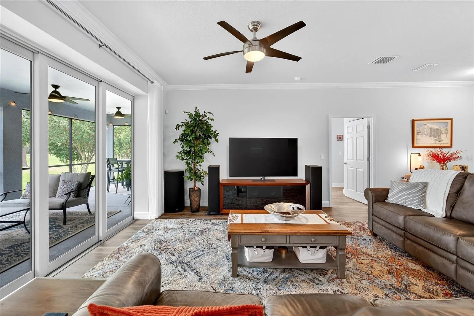 3811 SALIDA DELSOL DR