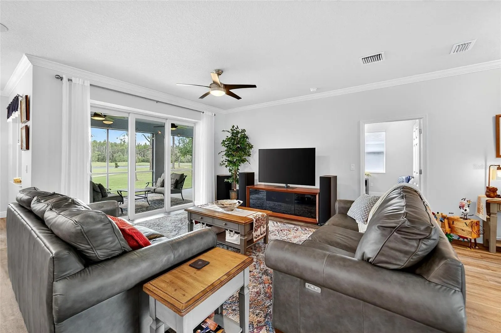 3811 SALIDA DELSOL DR