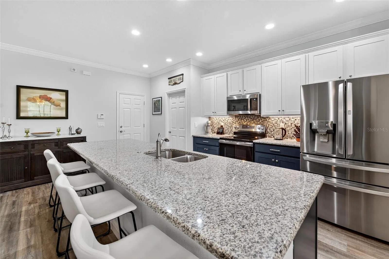 3811 SALIDA DELSOL DR