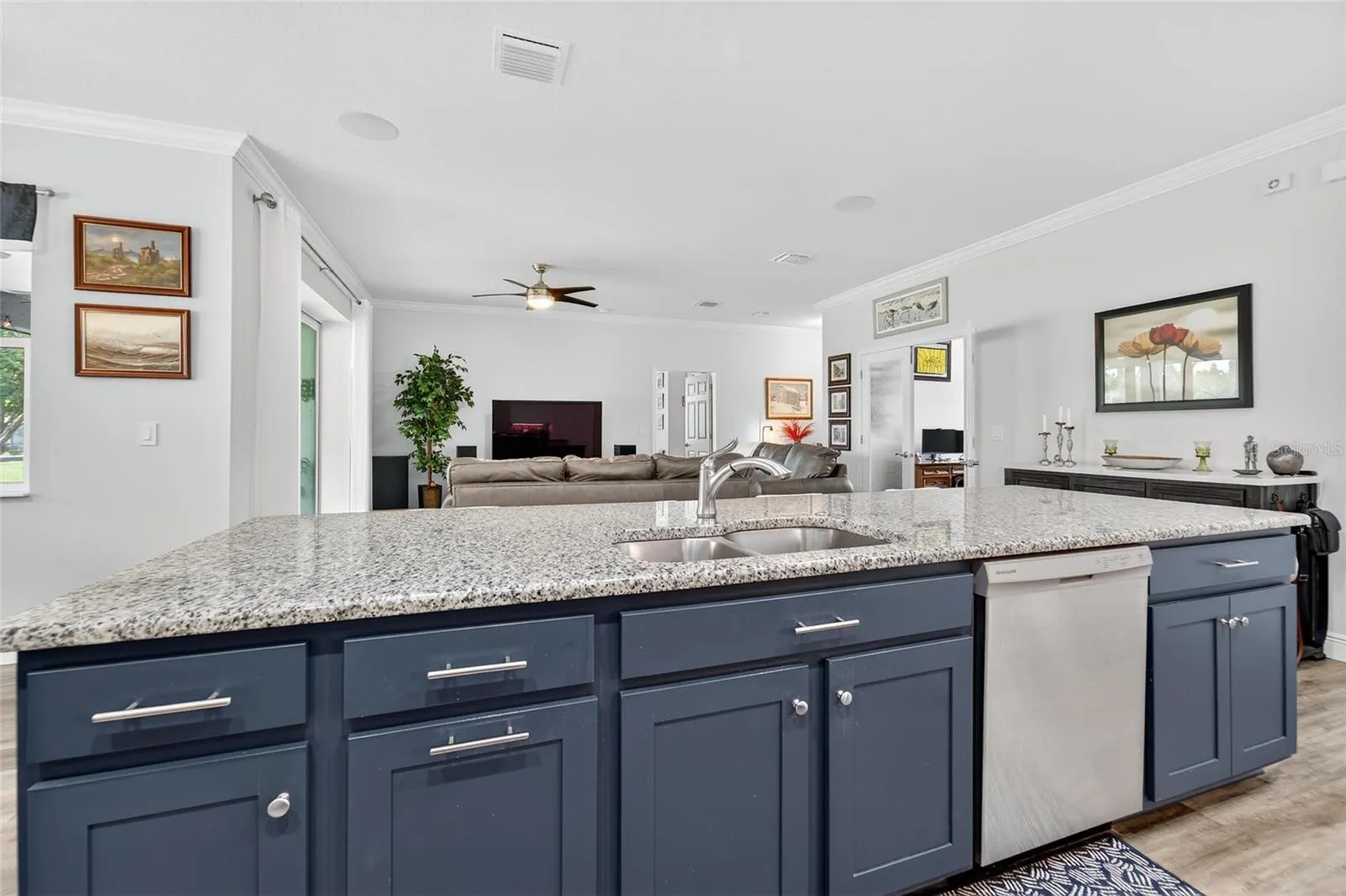 3811 SALIDA DELSOL DR