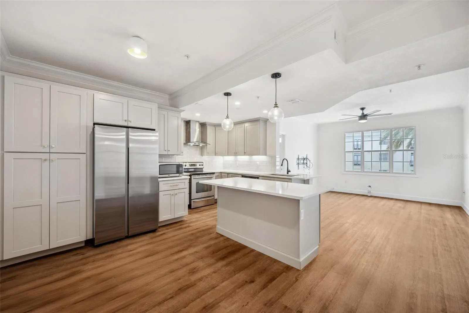 501 KNIGHTS RUN AVE #1206, #1206