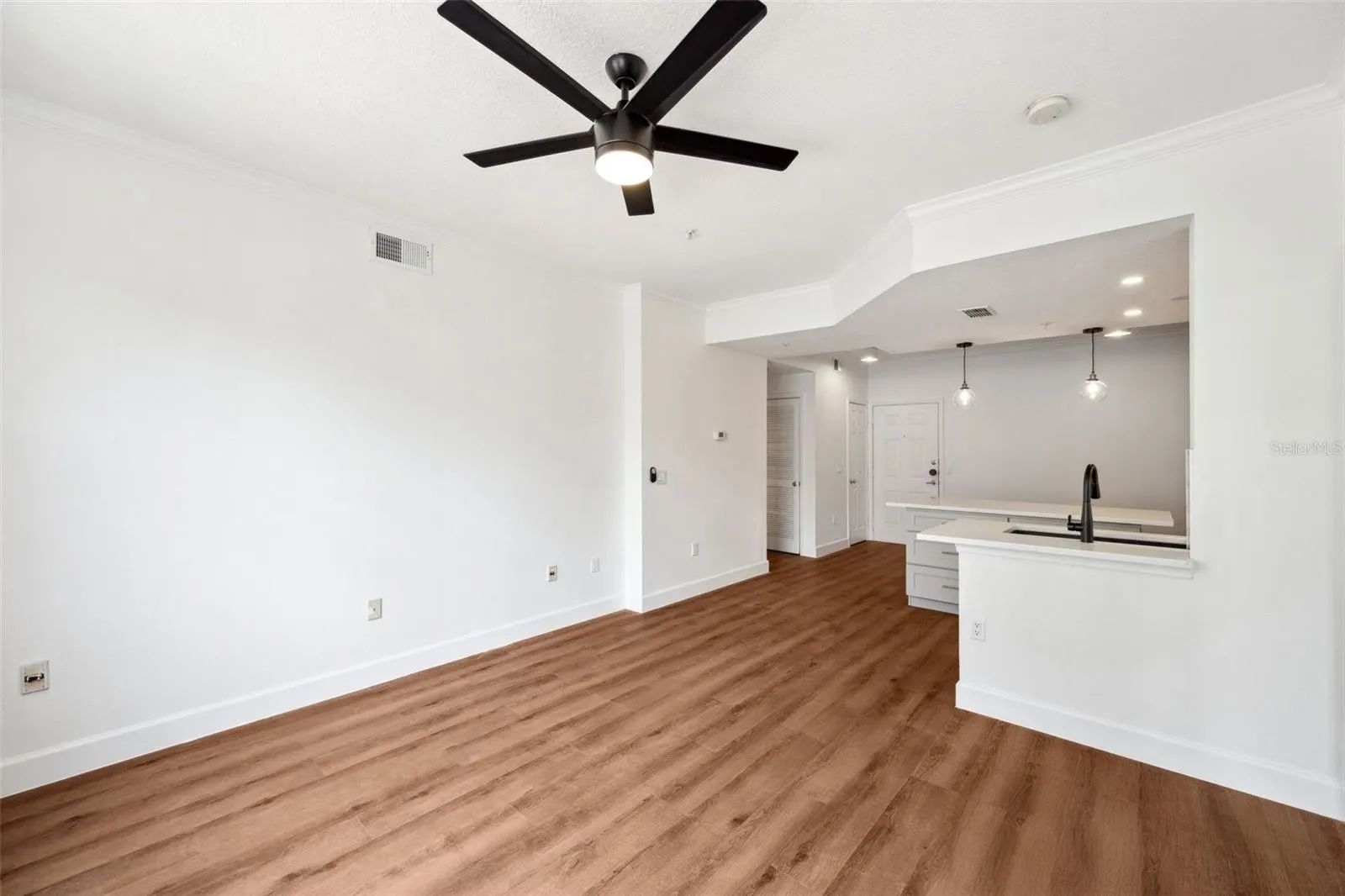 501 KNIGHTS RUN AVE #1206, #1206