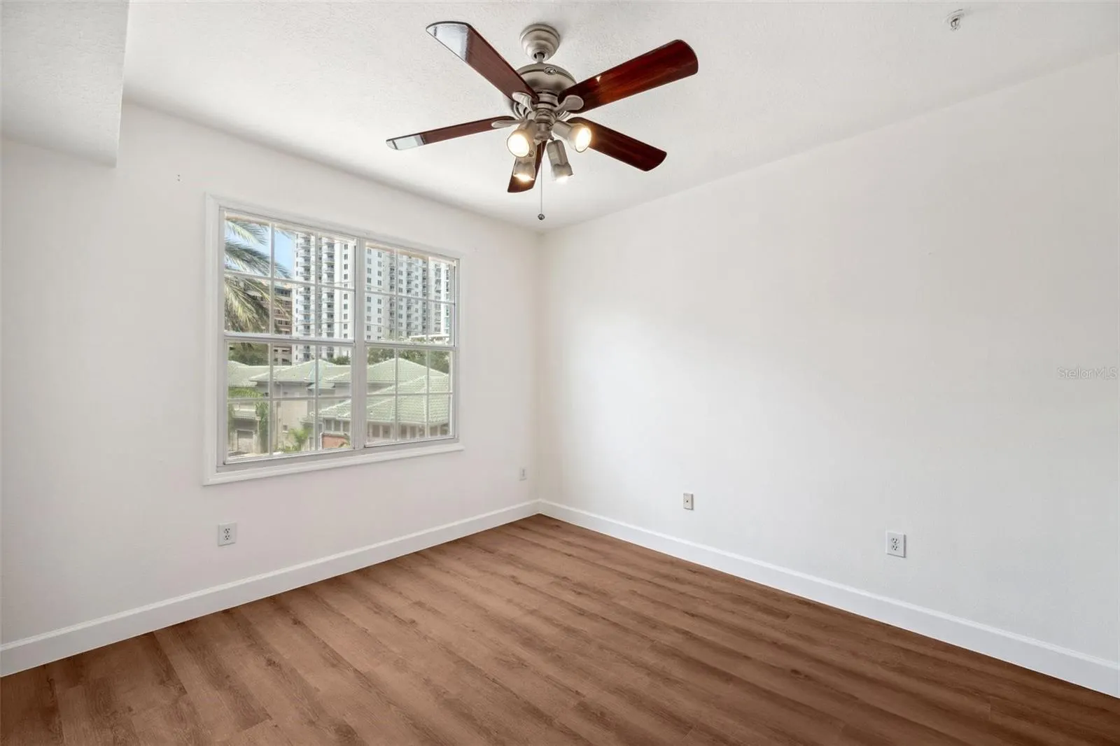 501 KNIGHTS RUN AVE #1206, #1206