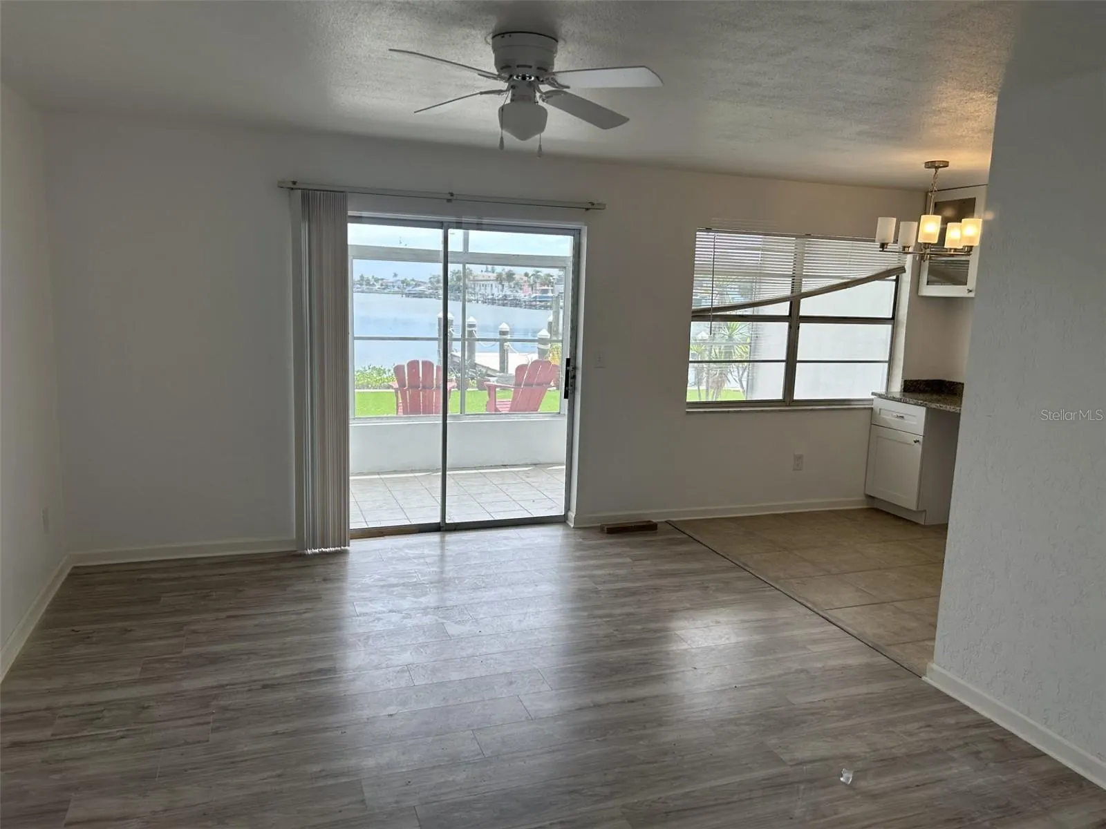 365 CAPRI BLVD