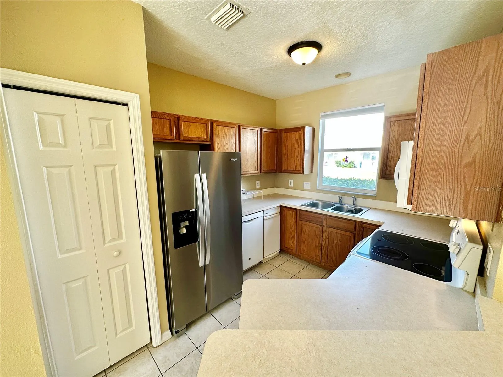12249 COUNTRY WHITE CIR