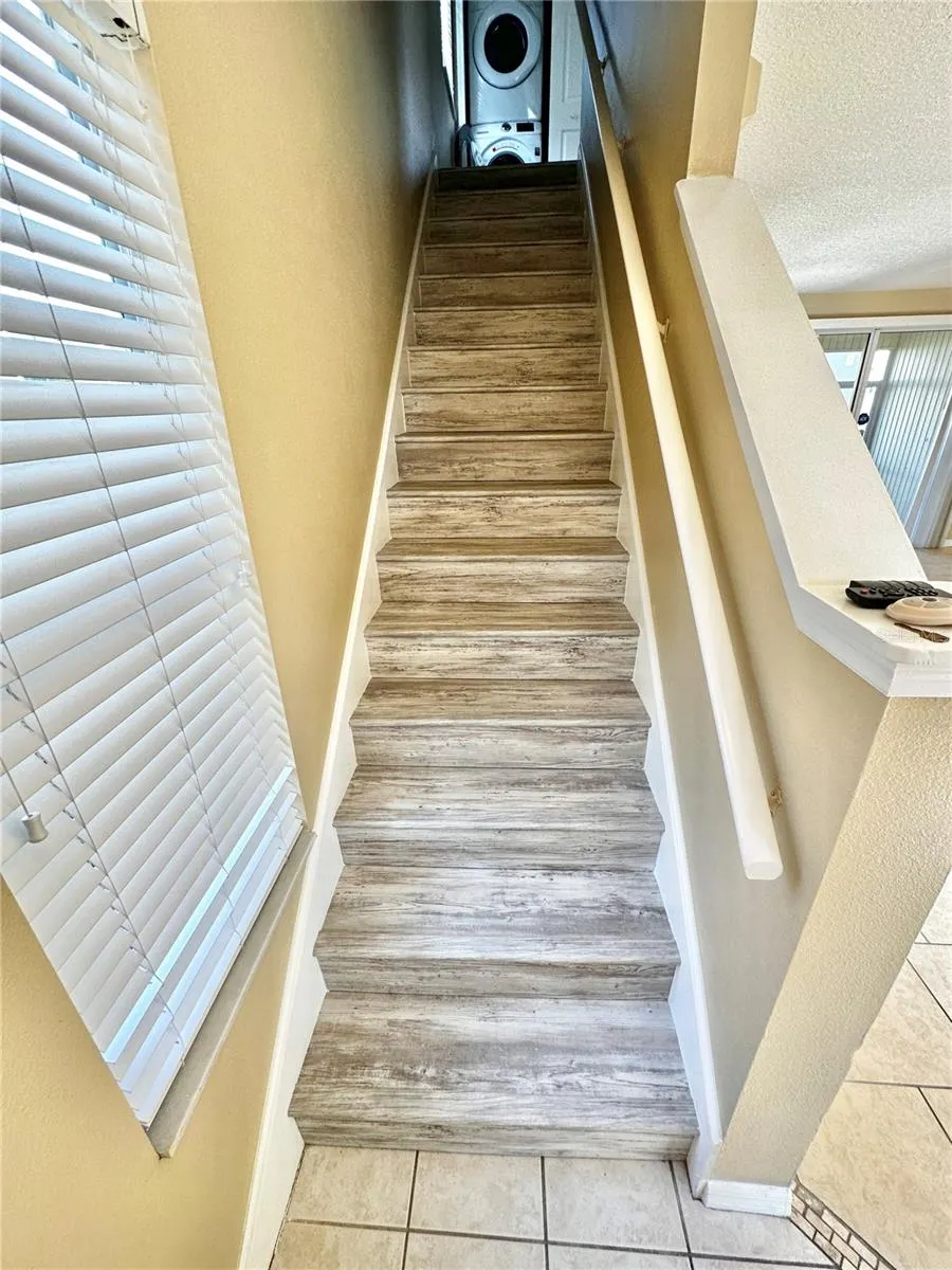 12249 COUNTRY WHITE CIR