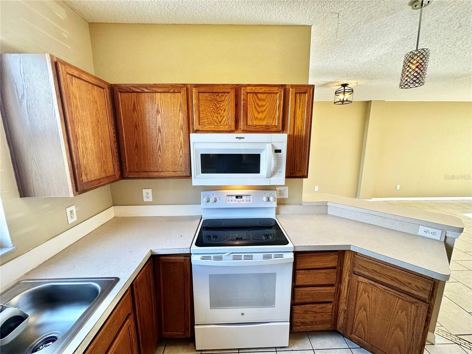 12249 COUNTRY WHITE CIR