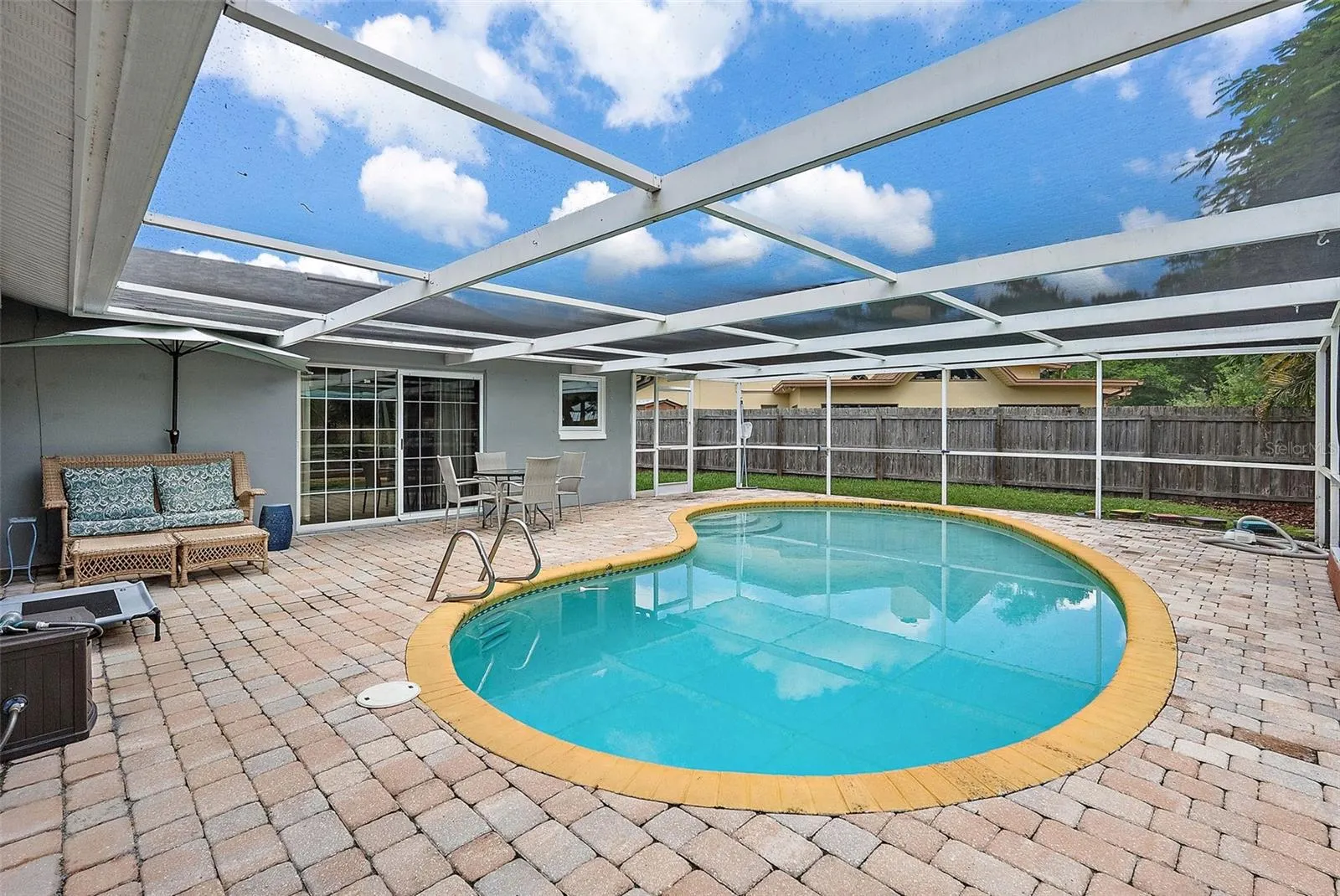 13402 CORDOVA DR