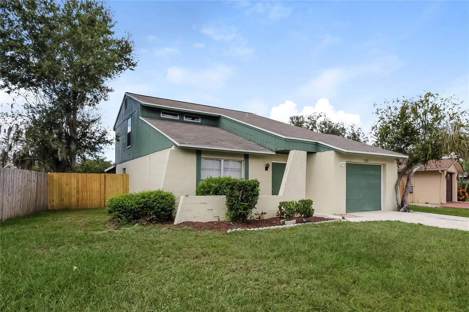 3123 SANDSPUR DR