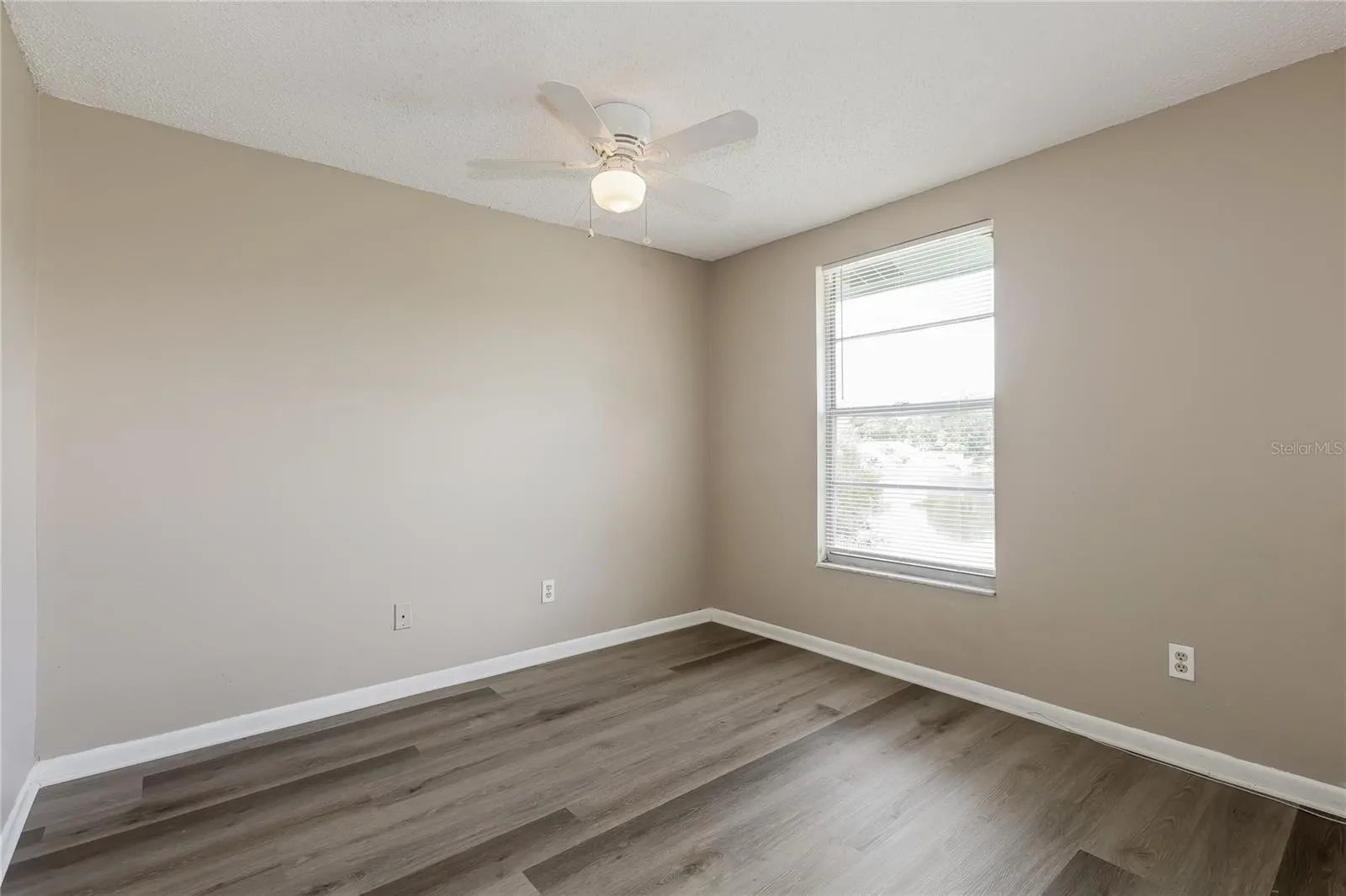 3123 SANDSPUR DR