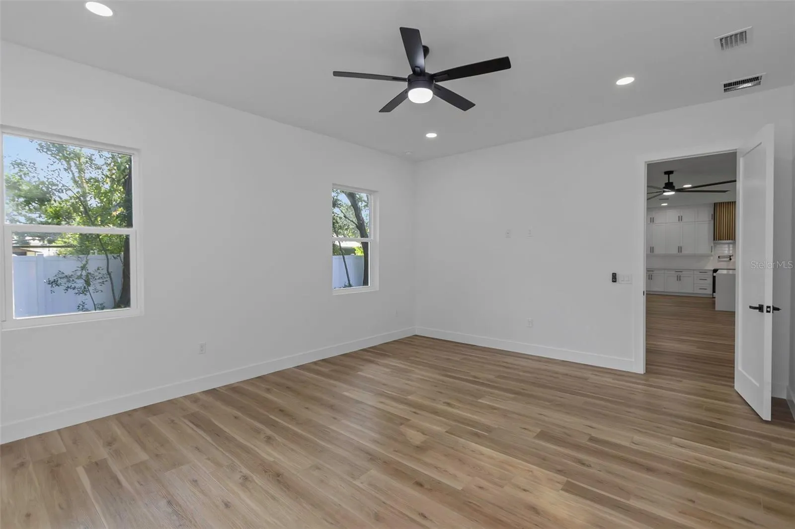 15497 DARIEN WAY