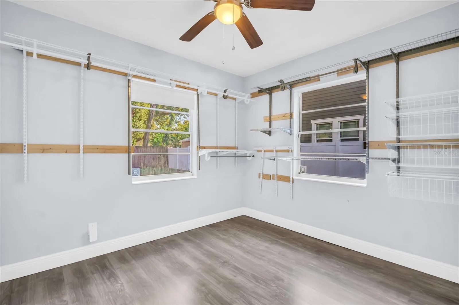 1905 E NEW ORLEANS AVE