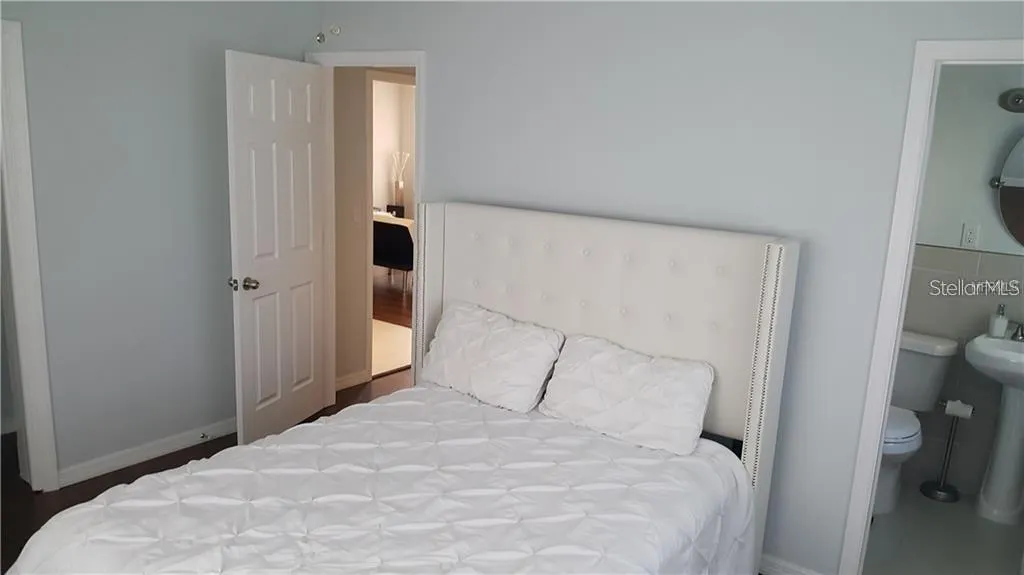 353 SHIRLEY AVE