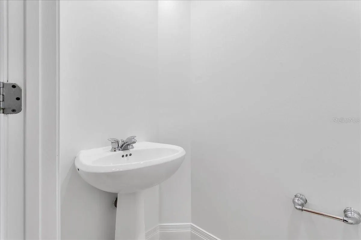 1209 E CUMBERLAND AVE #1102, #1102