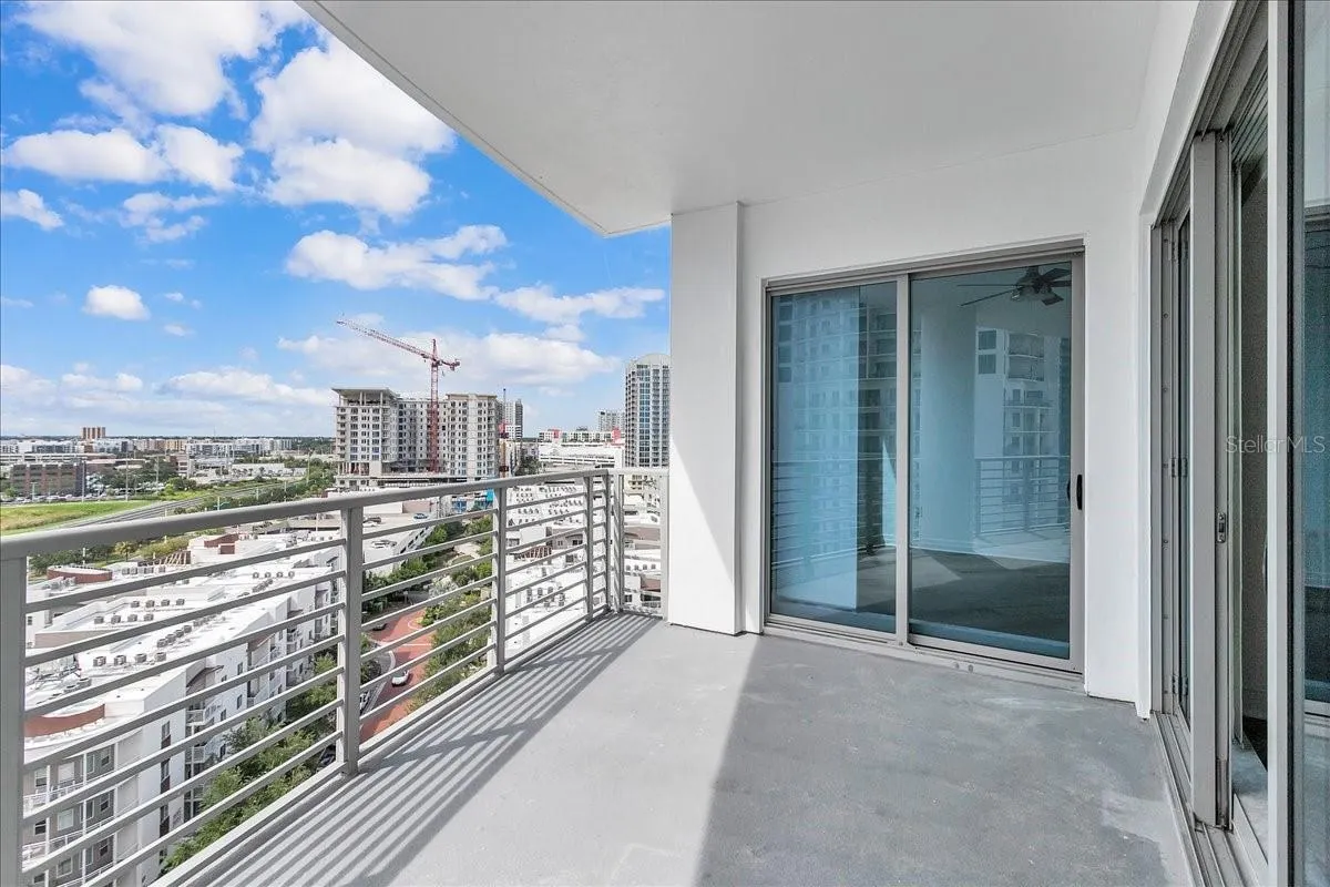 1209 E CUMBERLAND AVE #1102, #1102