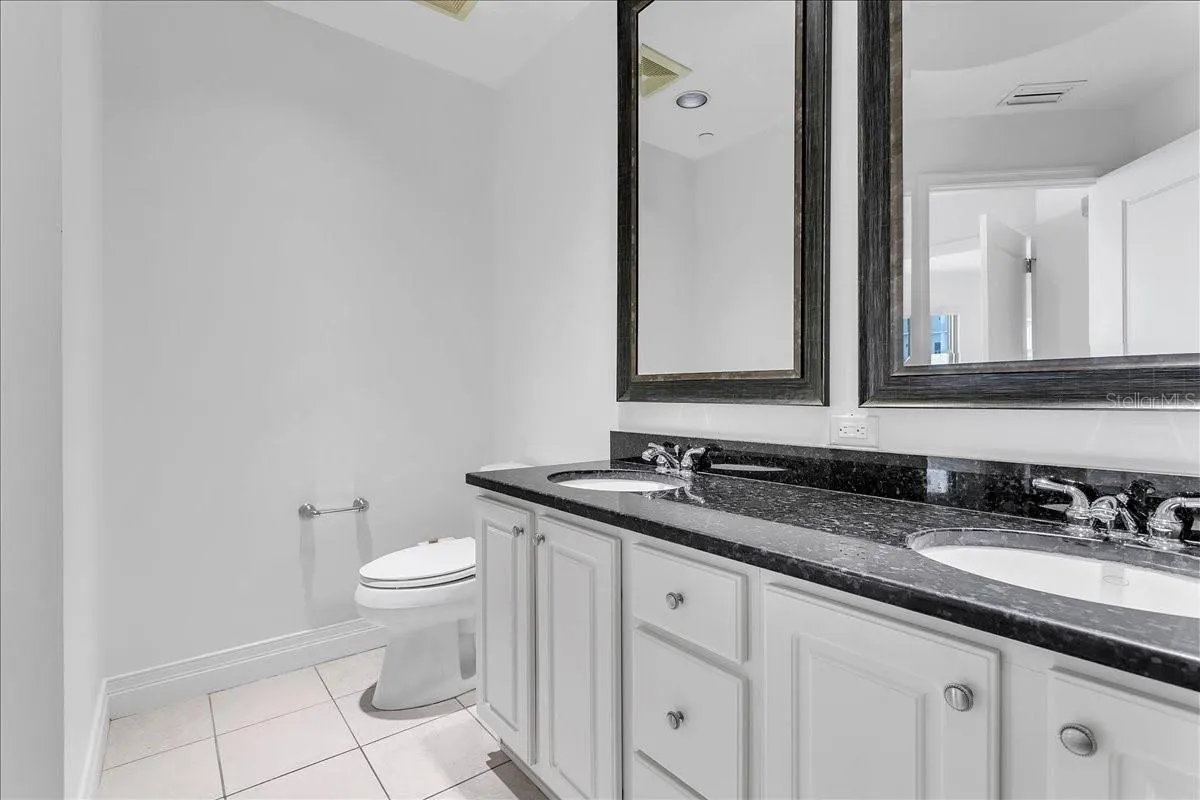 1209 E CUMBERLAND AVE #1102, #1102