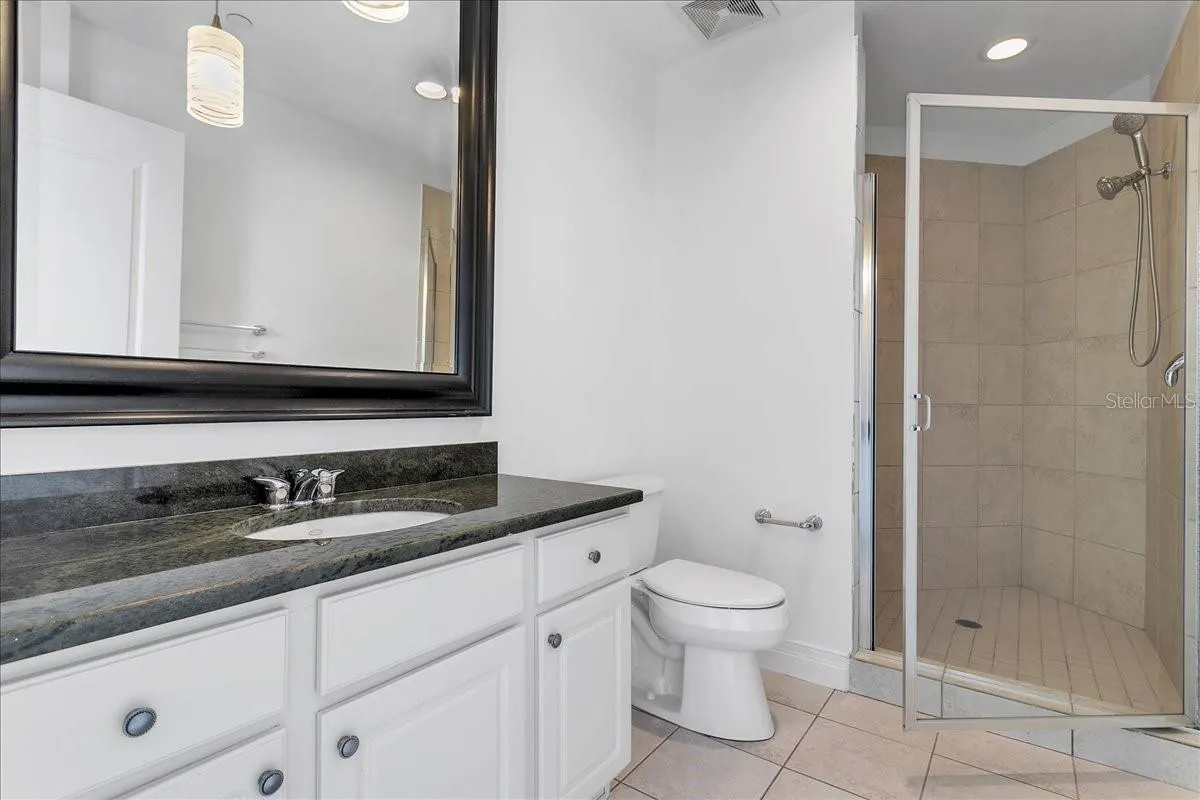 1209 E CUMBERLAND AVE #1102, #1102
