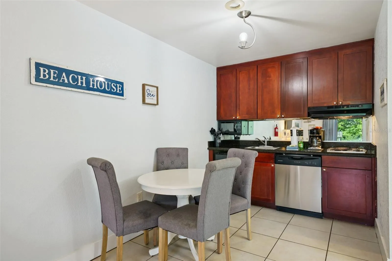 611 DESTINY DR