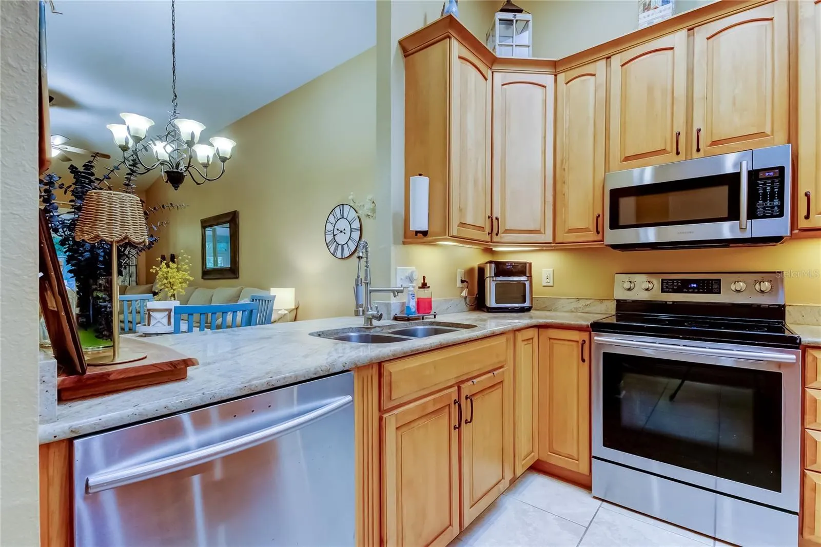 4409 CONNERY CT
